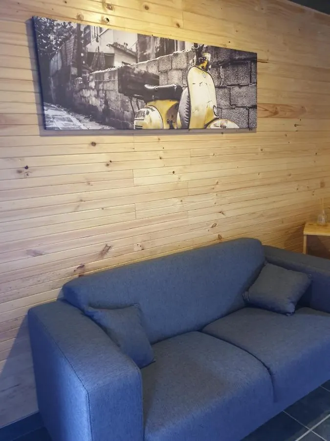 Humewood Lungile Backpackers Lodge אכסניה