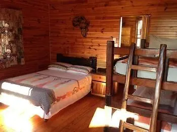 אכסניה Humewood Lungile Backpackers Lodge