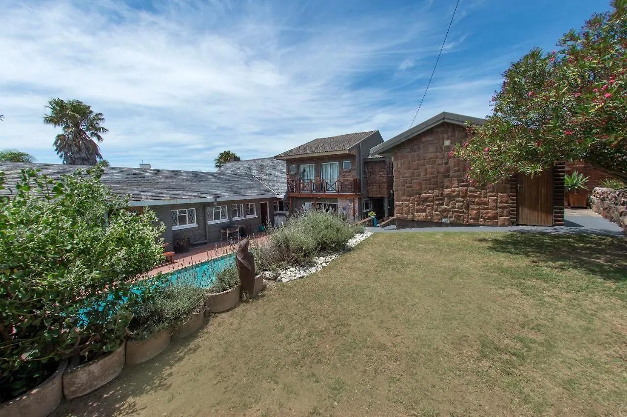 Humewood Lungile Backpackers Lodge 0*,  דרום אפריקה