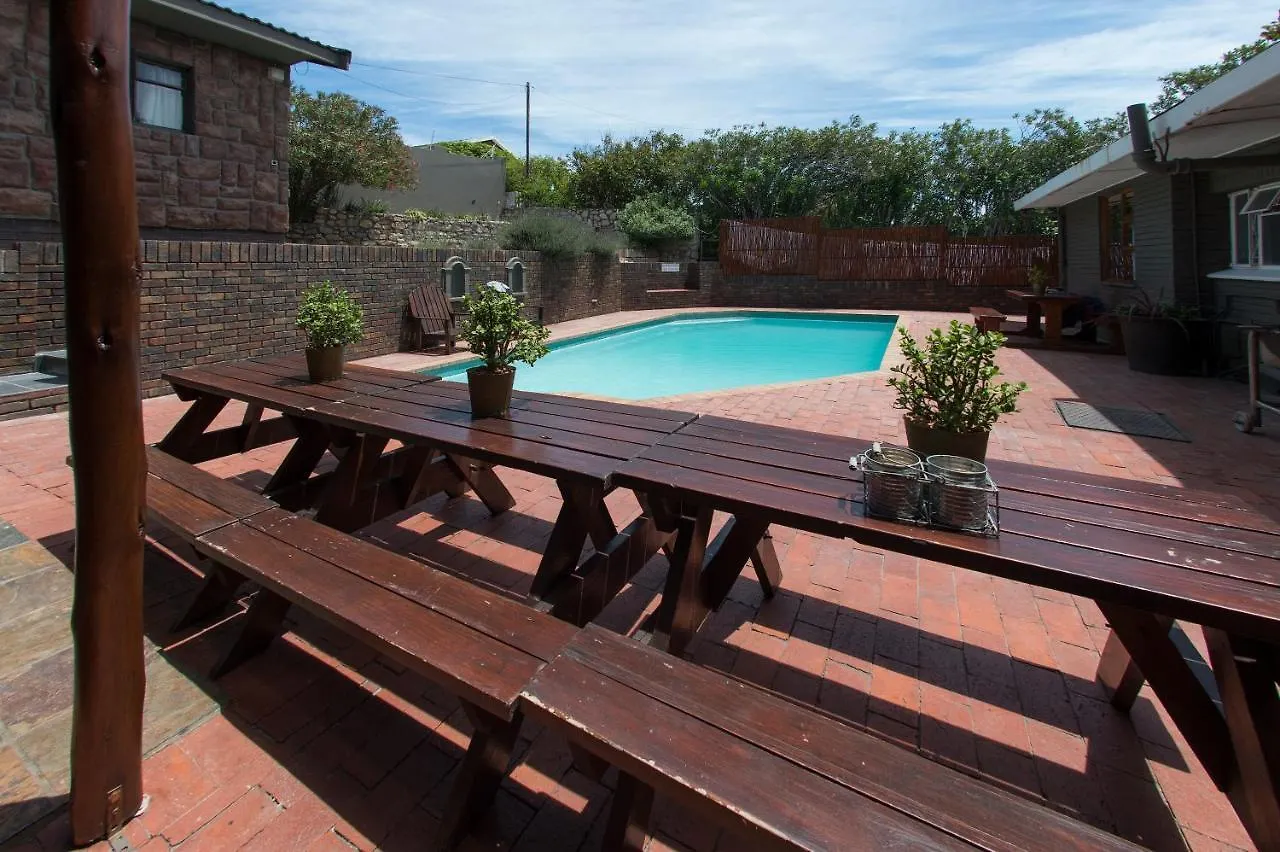 Humewood Lungile Backpackers Lodge 0*,  דרום אפריקה