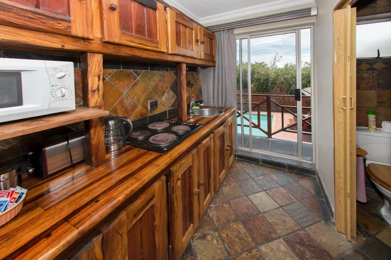 Humewood Lungile Backpackers Lodge